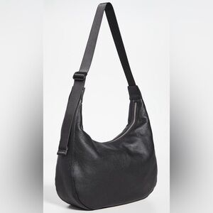 in search of: LARGE Baggu crescent in black!